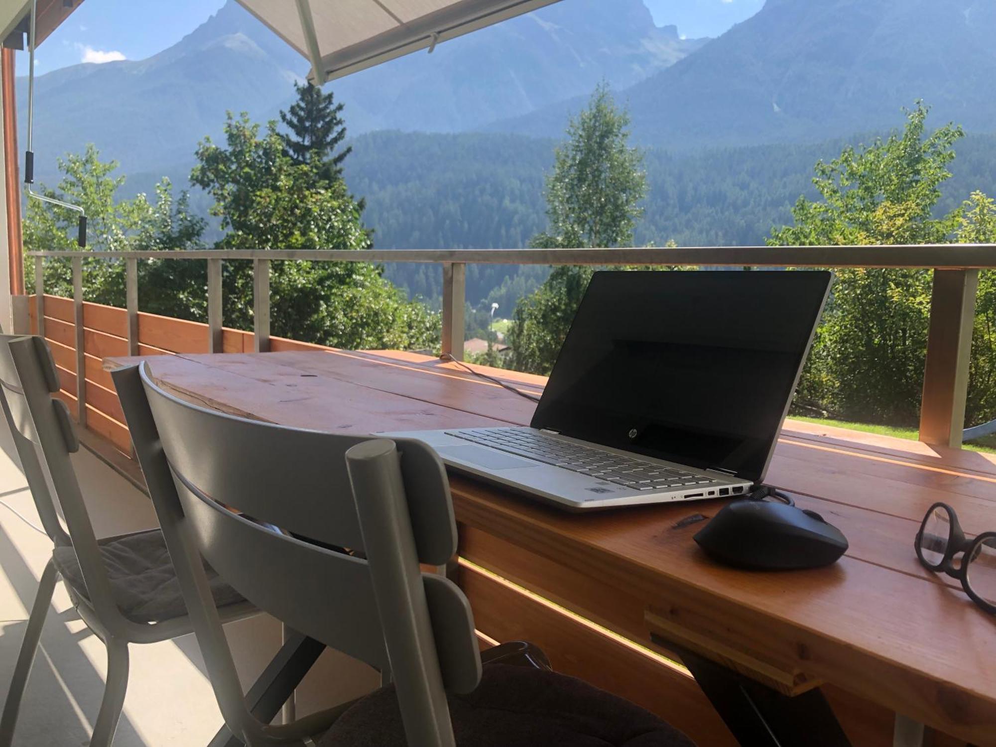 Aaa Chalet Allegra Rojo With Mountain View 스쿠올 외부 사진